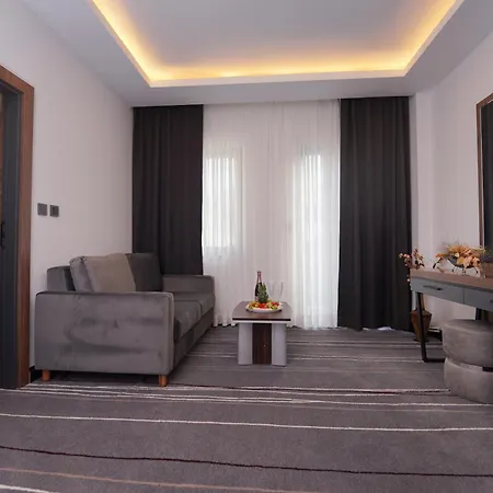 Global Palace Hotell